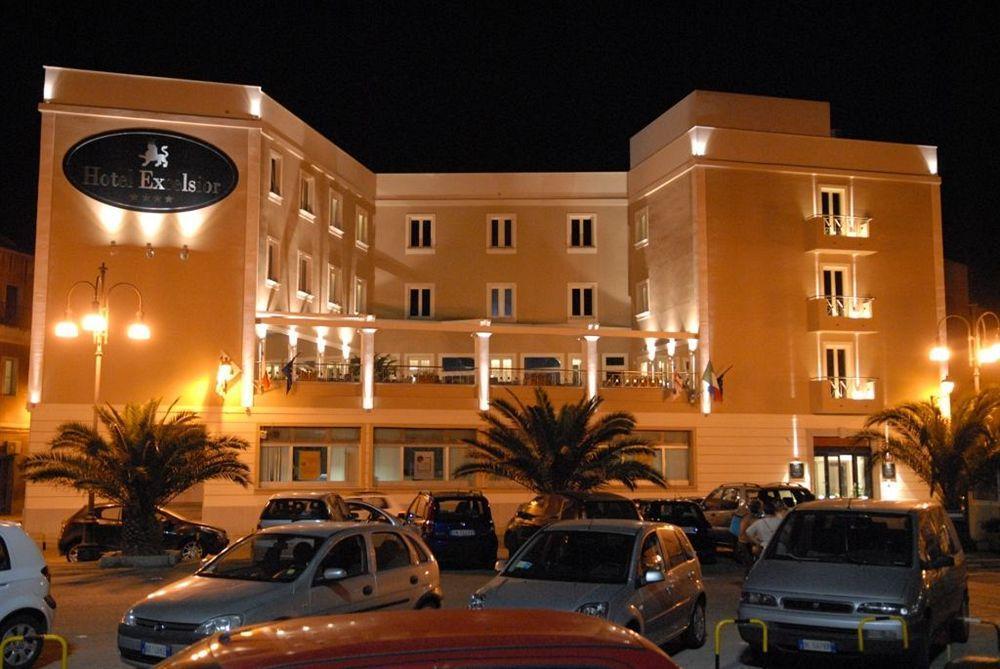 Hotel Excelsior Λα Μανταλένα Εξωτερικό φωτογραφία