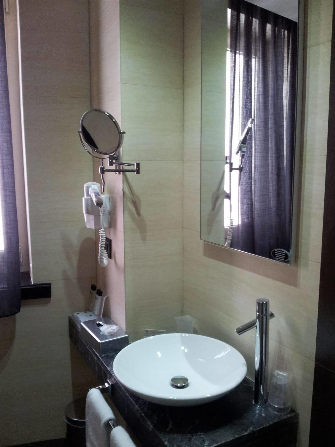 Hotel Excelsior Λα Μανταλένα Εξωτερικό φωτογραφία