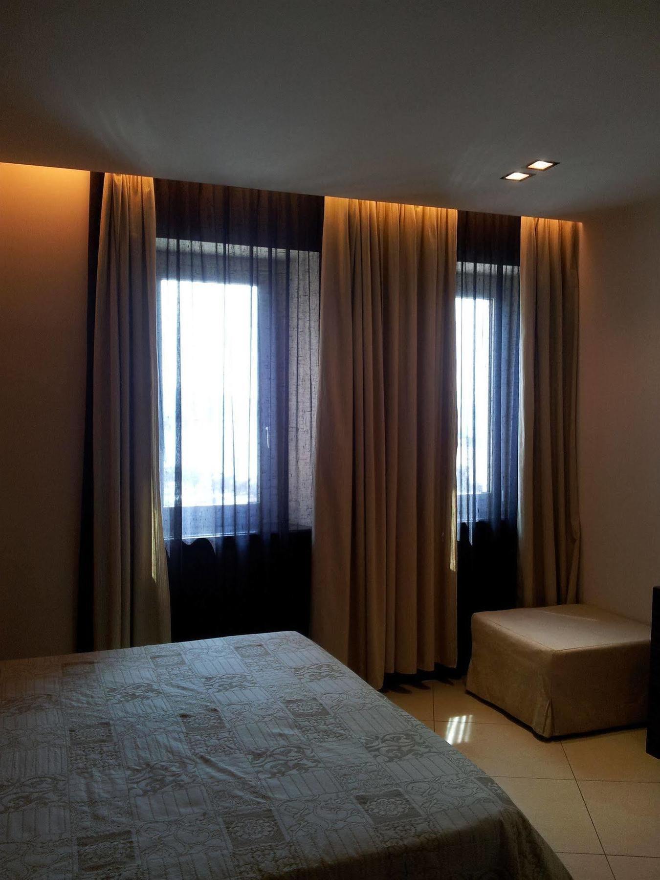 Hotel Excelsior Λα Μανταλένα Εξωτερικό φωτογραφία